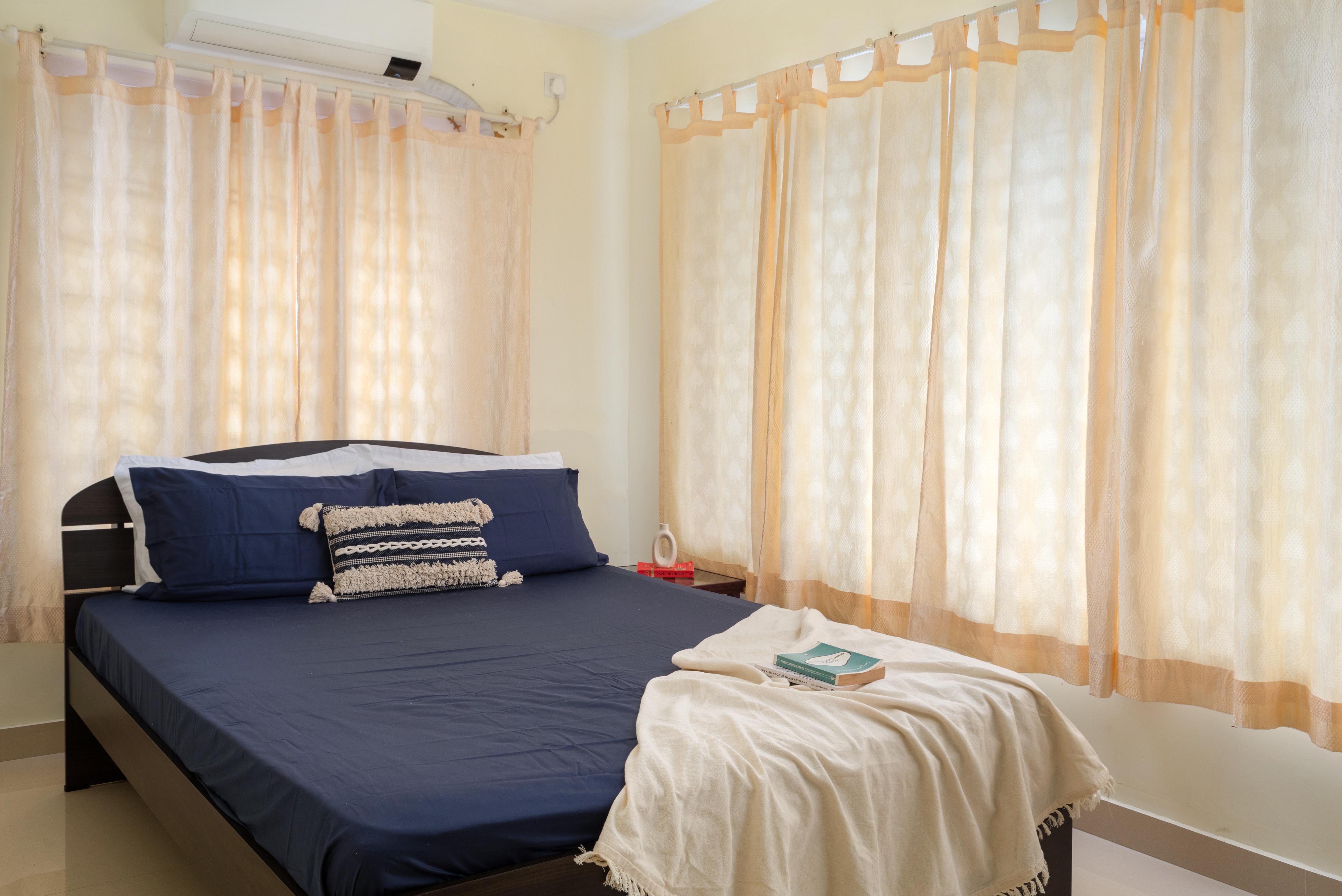 Chic Stay In Panampilly Nagar | Kochi - Tap to explore photos