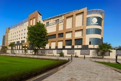Hotel KRB Greens, Bahadurgarh