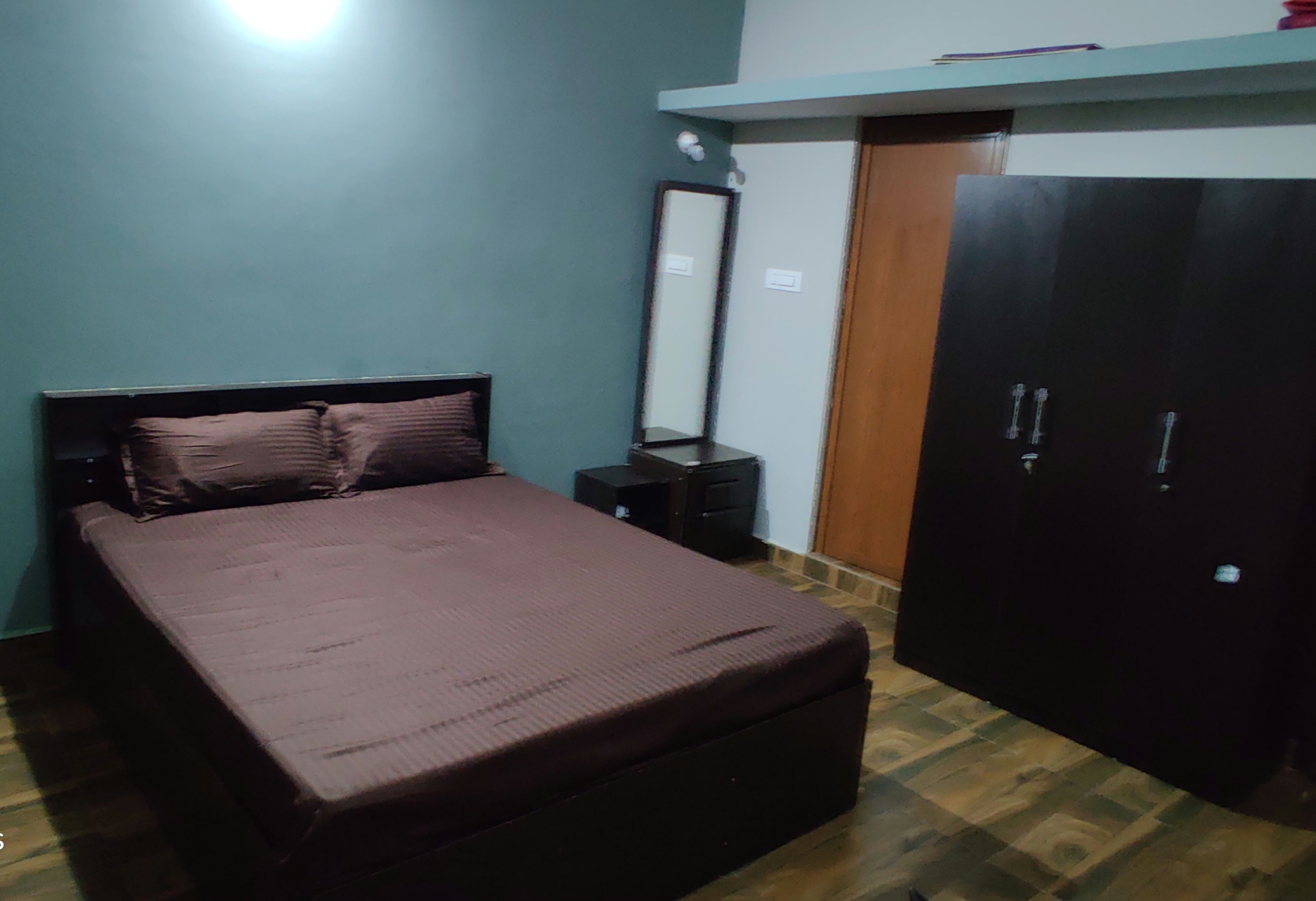 Isiri Home Stay, Madikeri - Tap to explore photos