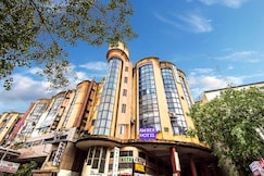 Hotel Amber, Vadodara