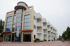 Oyezterbay Resort, Mandarmani