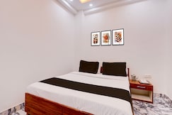Hotel O Golden Swan Hotel Hindon Airport Domestic Terminal Gaziabad, Ghaziabad