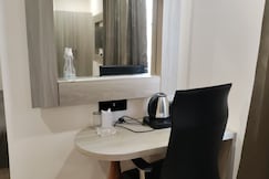 Hotel ZED Delhi Airport, Delhi