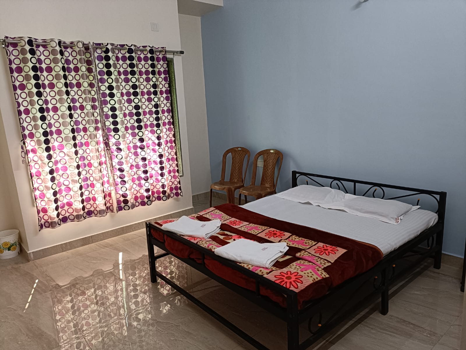 Hotel Deepak Executive 2
