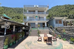 Hide out stays, Dharamshala