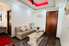 Tiger's den, Rishikesh