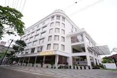 Coral Reef Kochi - A Unit of Coral Isle Hotels, Kerala