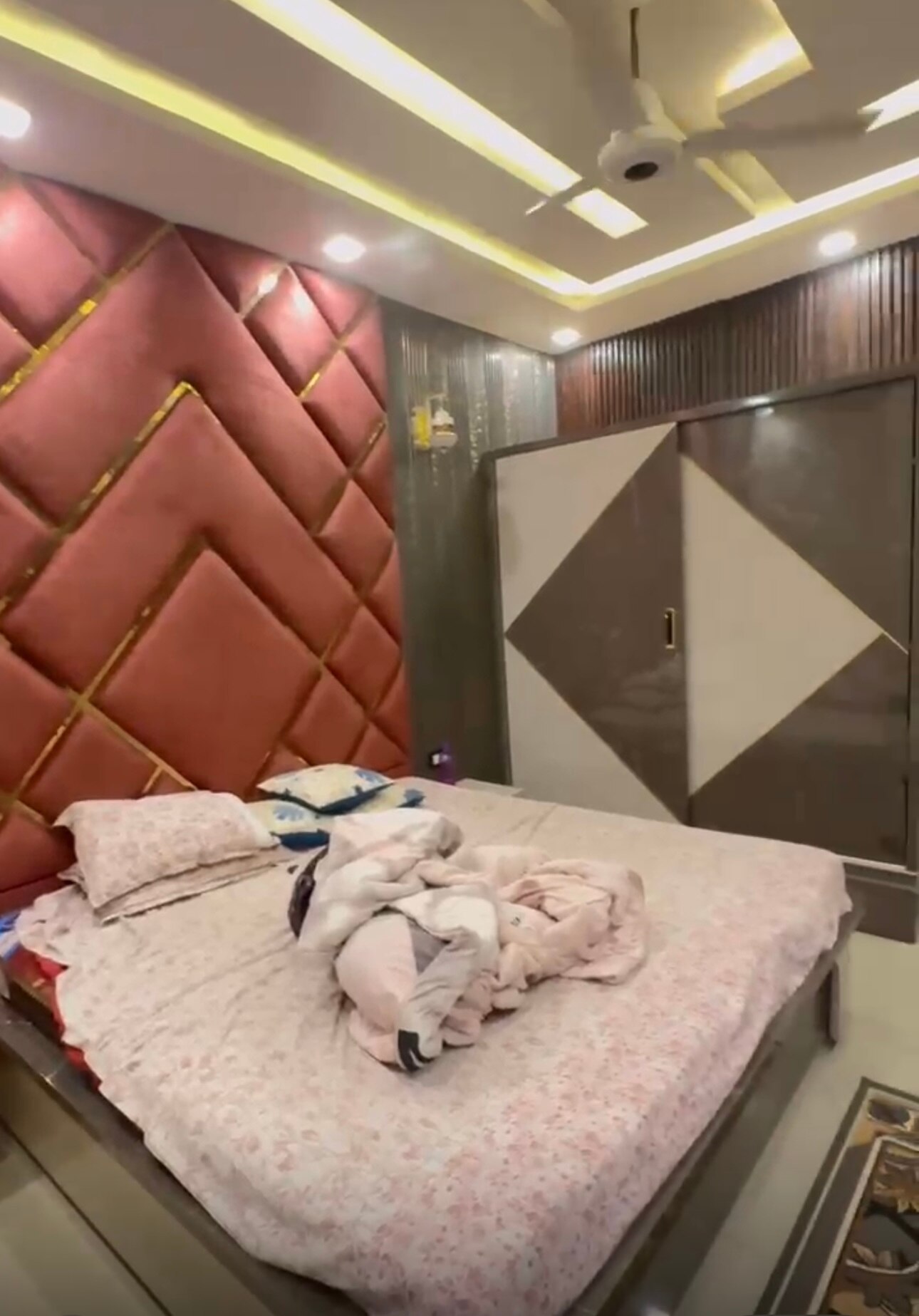 Mahakumbh home stay - Tap to explore photos