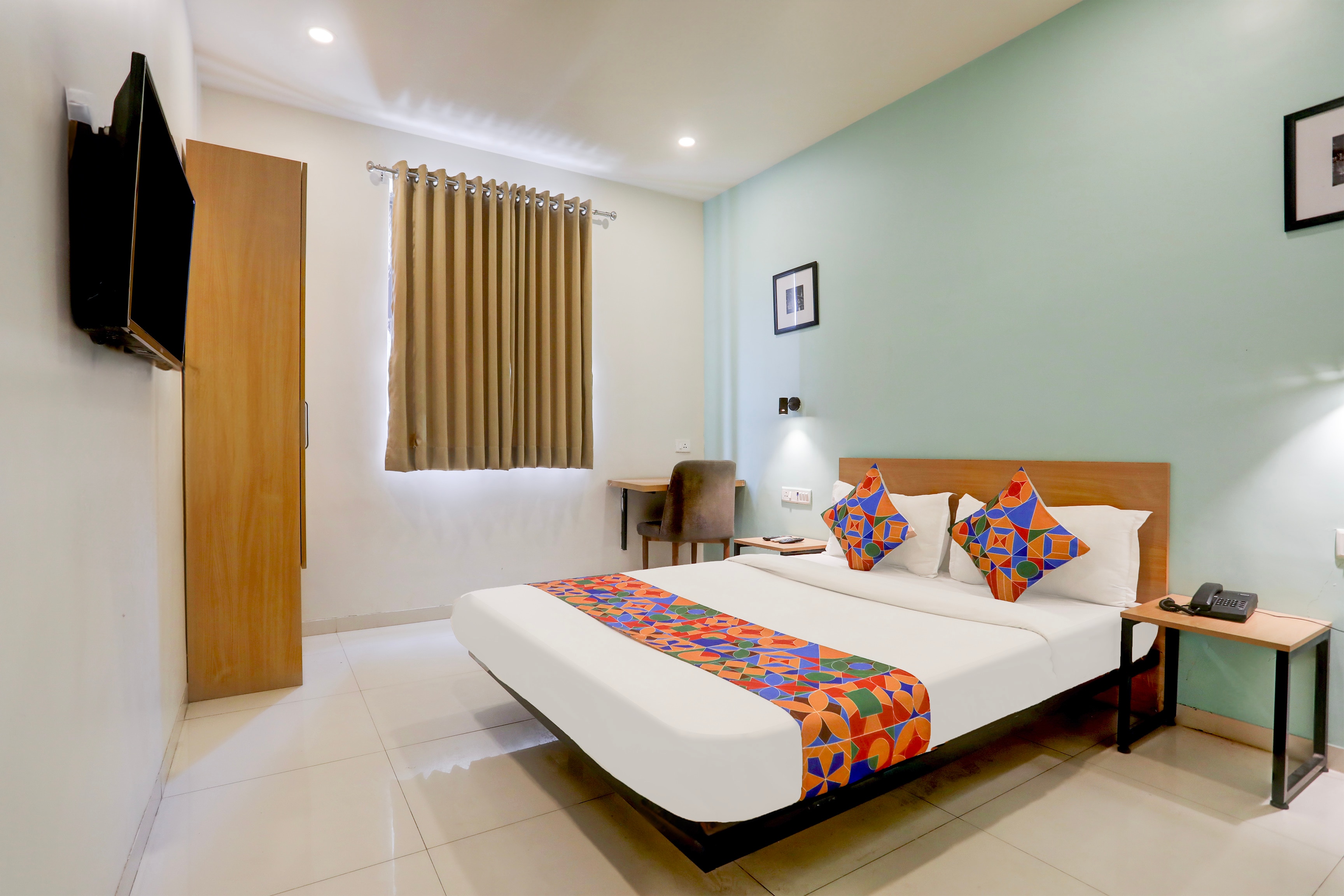 FabHotel Prime Ace II - Near Jupiter Hospital - Tap to explore photos
