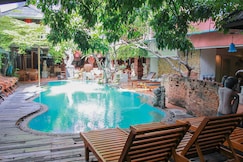 Villa Cha Cha Banglumphu, Bangkok