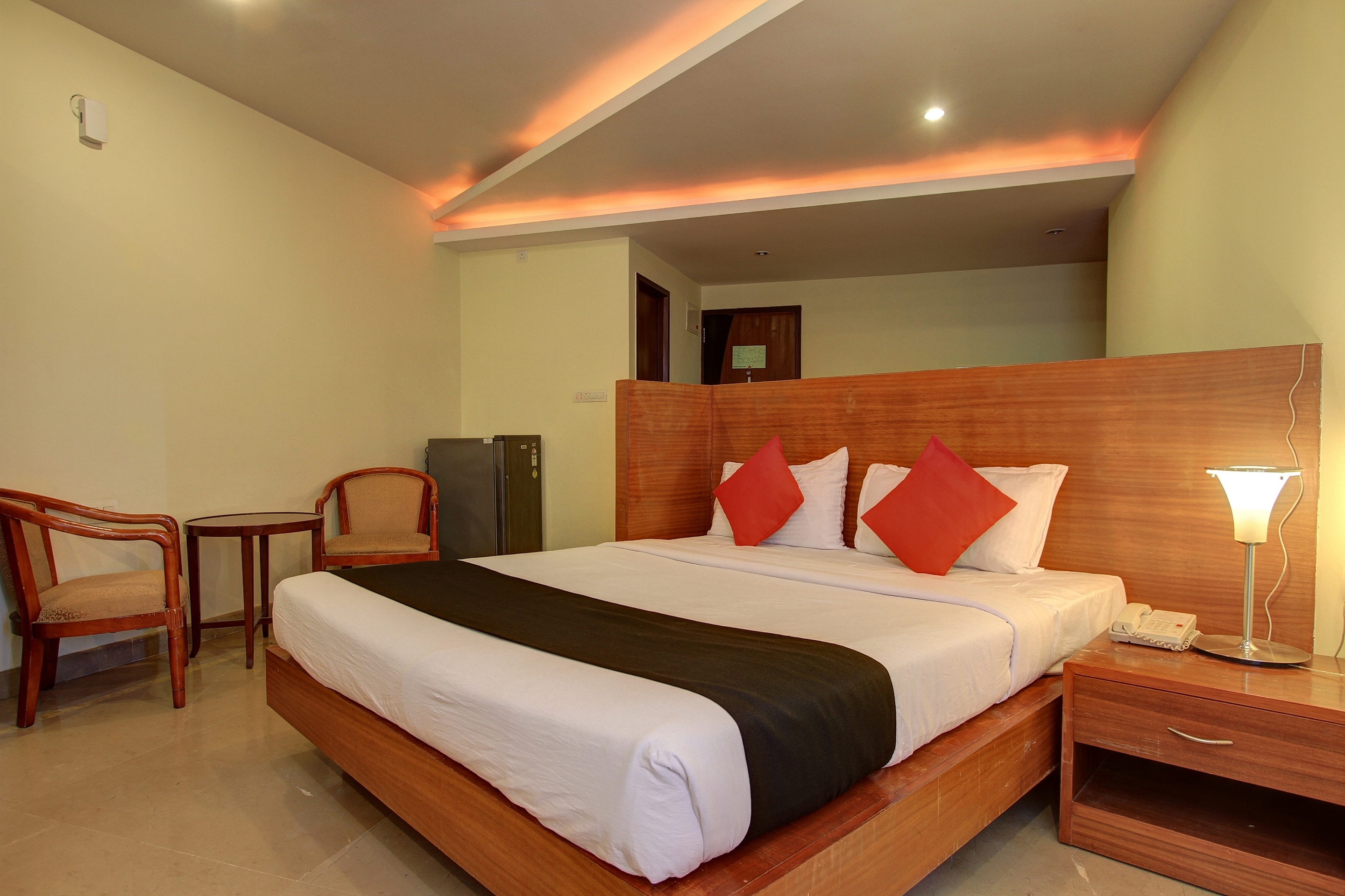 Hotel Impression Patna - Tap to explore photos