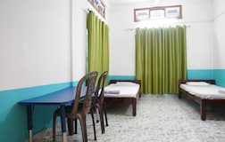 TWIN ROOM WITH FREE WIFI