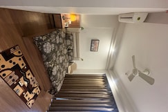 Omaxe air bnb, Greater Noida