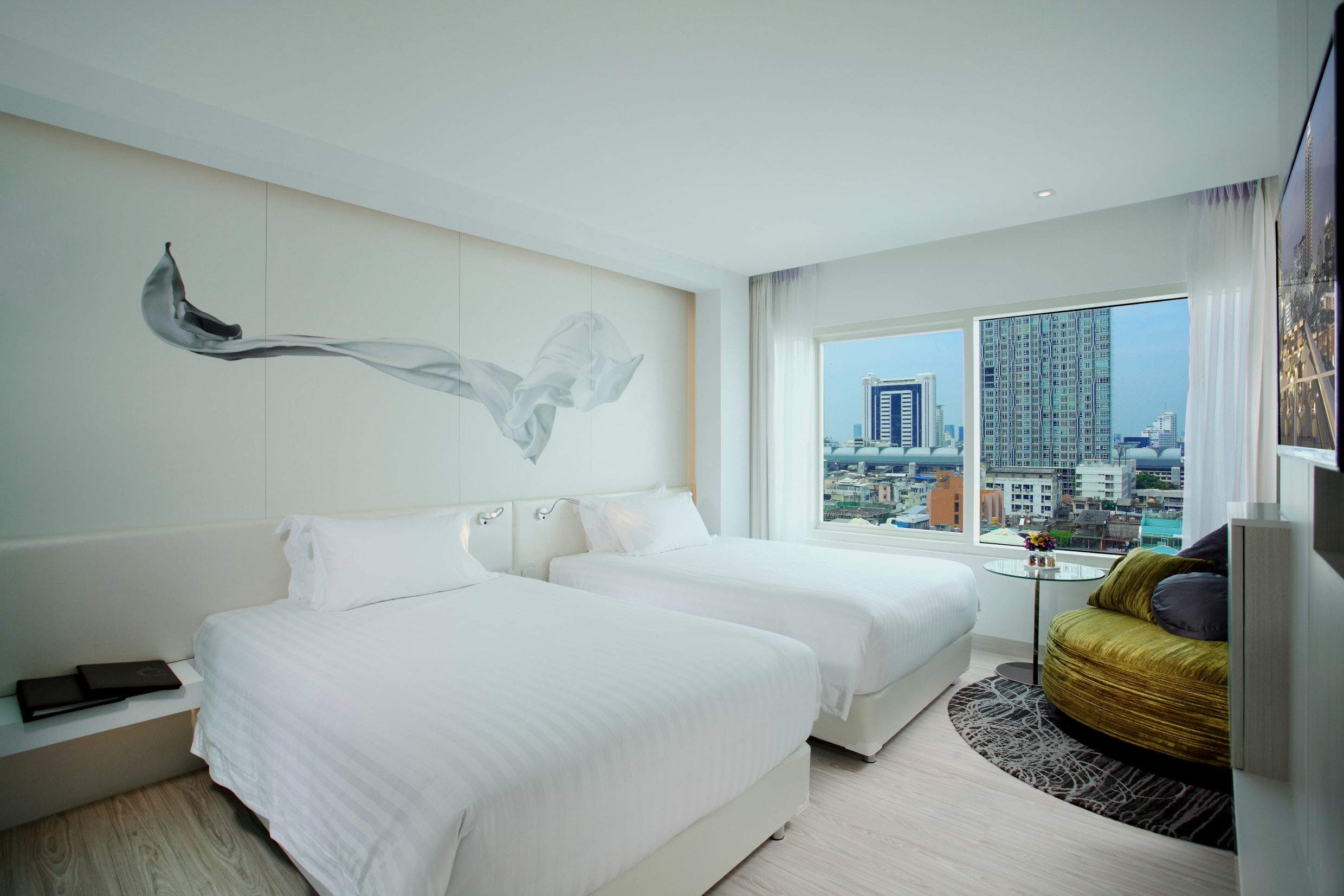 Centara Watergate Pavilion Hotel Bangkok - Tap to explore photos