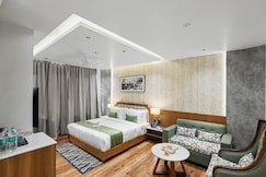 Four Leaf Hotel Dehradun, Dehradun