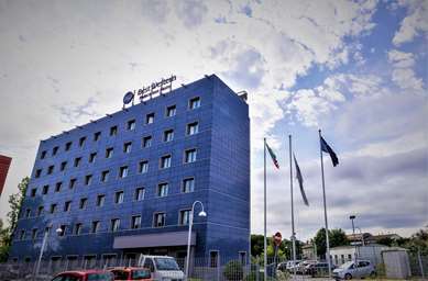Best Western Palace Inn Hotel - Tap to explore photos