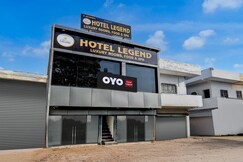 Hotel O Legend, Chhata
