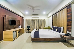 Super Townhouse OAK Indeedcare Hotel & Resorts Near Kolkata Airport, Kolkata