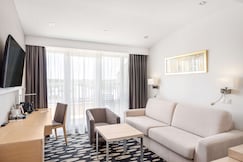 Park Inn by Radisson Srvr Resort & Spa, Vasvar