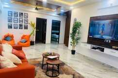 The Hampiness - Studio, Hampi