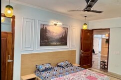 Comfortable Peaceful 2 BHK Apartment, Noida