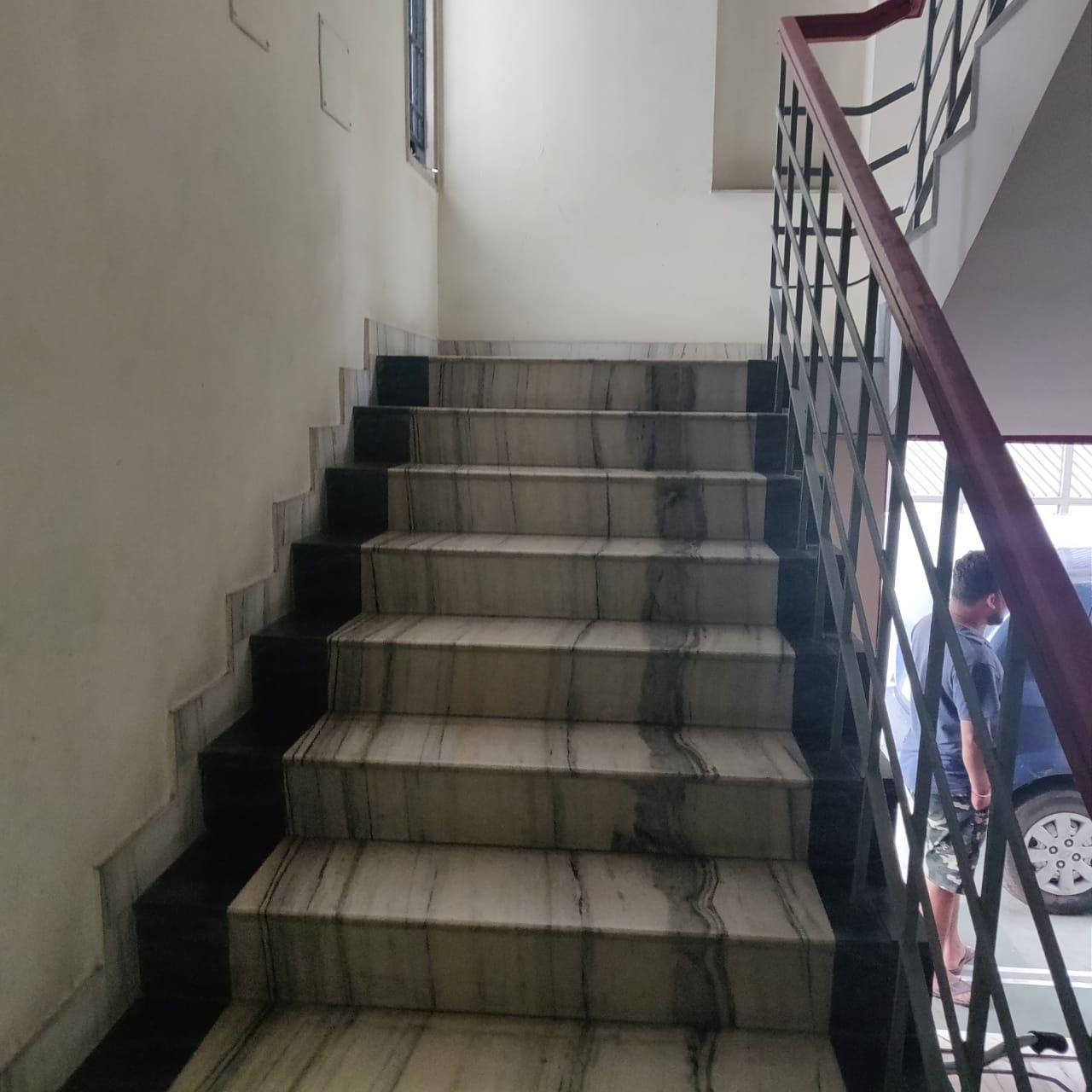 Aashray Guest House - Tap to explore photos