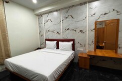POP 84551K Anand Comforts Boarding & Lodging, Dodaballapur