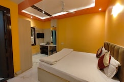 S.S Guest House, Varanasi
