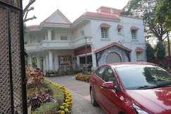SWET APARAJITA