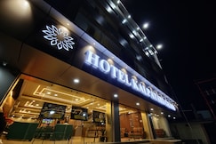 Hotel Kalpataru Grand, Kumarghat