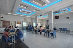 Hiramani Hotel & Restaurant, Dungargarh