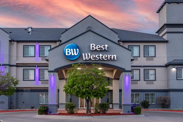 Best Western Palo Duro Canyon Inn & Suites - Tap to explore photos