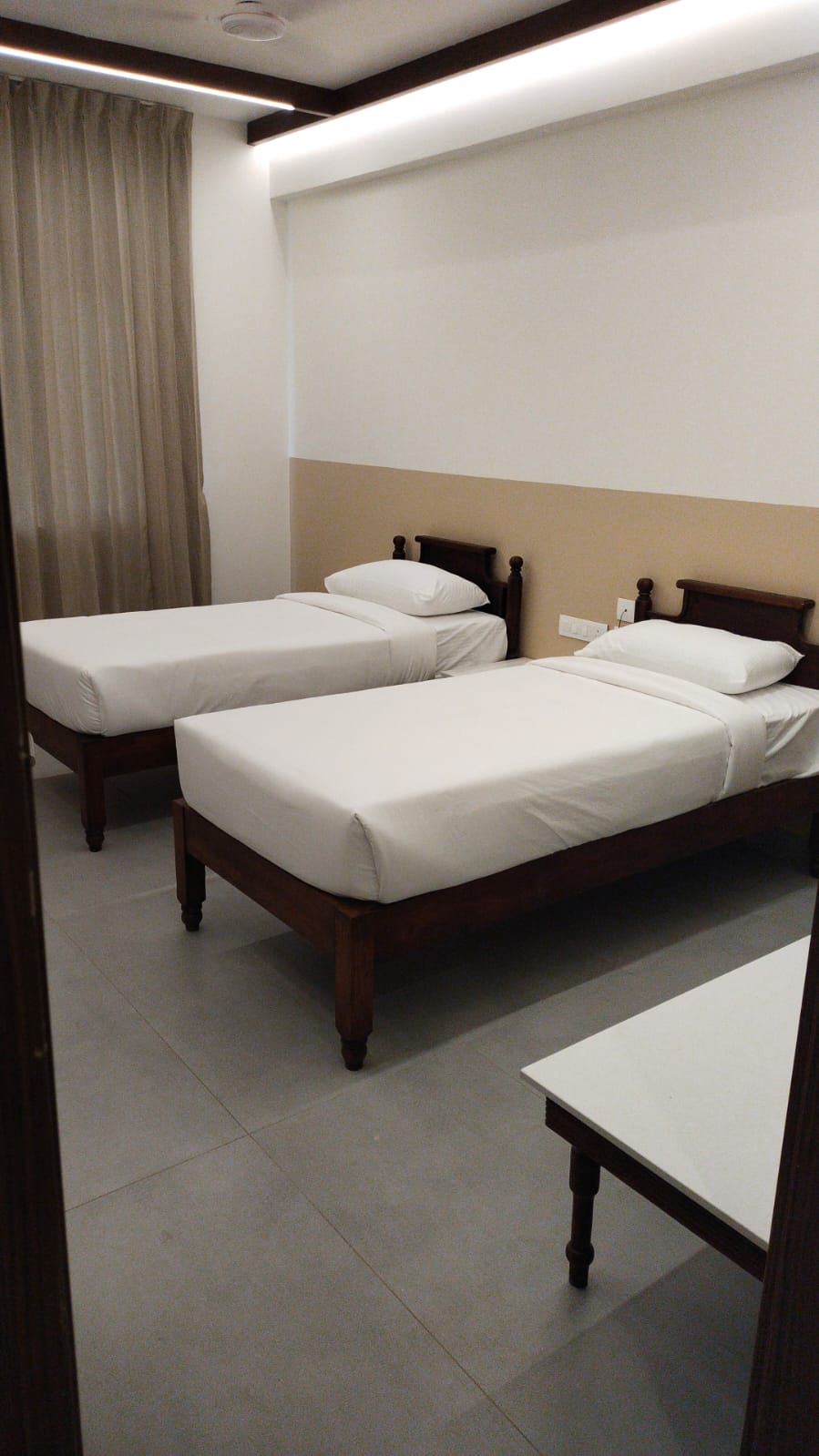 RATHNA RESIDENCY - Tap to explore photos