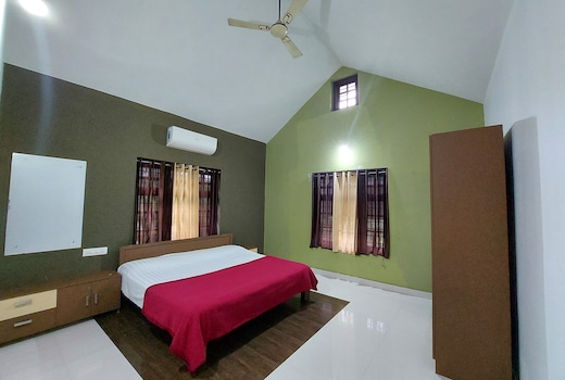 Room with Chembra Peak view