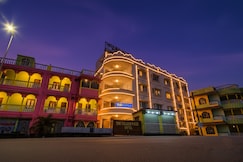 FabHotel Prime The Golden Plaza - Nr. Tarapith Temple, Tarapith