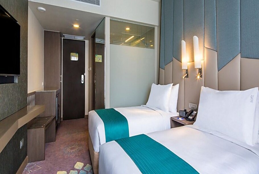 Holiday Inn Express Bangkok Sukhumvit 11 Bangkok Hotel Price Address Reviews Holiday Inn Express Bangkok Sukhumvit 11 Bangkok Hotel Price Address Reviews