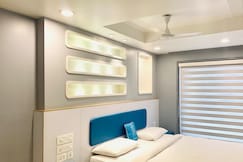 Hotel City Empire - New Delhi Railway Station, Near Connaught Place, Delhi