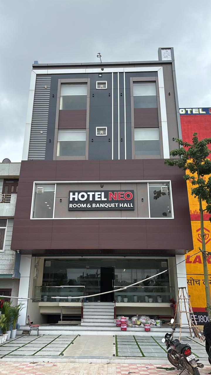 Hotel Neo Jaipur - Tap to explore photos