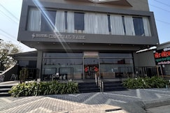 HOTEL GRAND CENTRAL PARK, Nanded