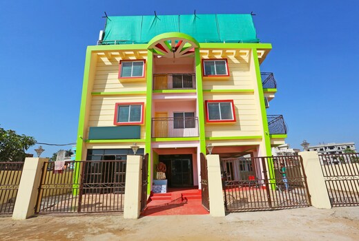Hotel Grand Paradise