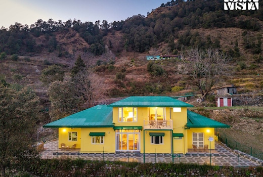 StayVista at Cloudview Villa