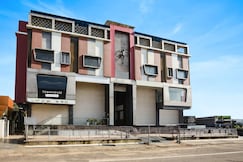 Townhouse Kota Airport Formerly Hotel Shaily Royal, Kota