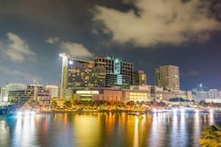 Beach Rotana - All Suites, Abu Dhabi