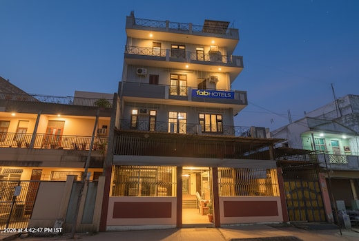 FabHotel Devise Residency