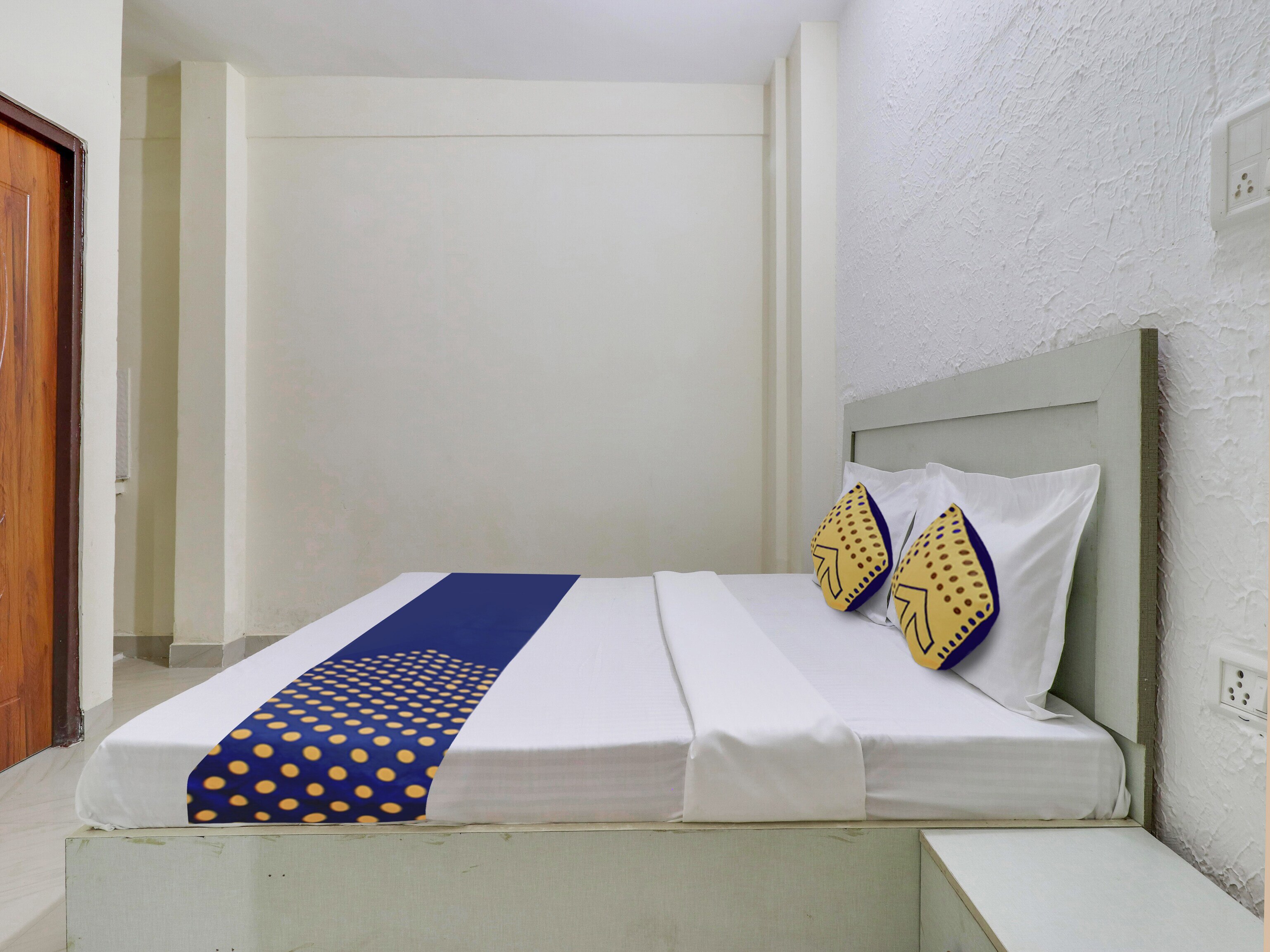Hotel O Panoramic Pension - Tap to explore photos