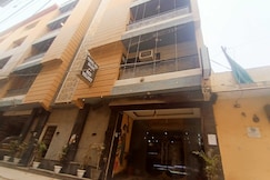 Hotel O by OYO Hotel Airport vatika, Delhi