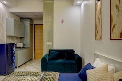 Gaur city center sky stay, Greater Noida