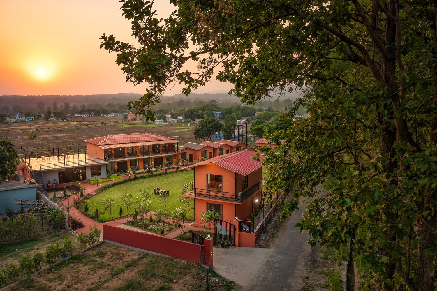 Earavat Resort by Aamod -Corbett - Tap to explore photos