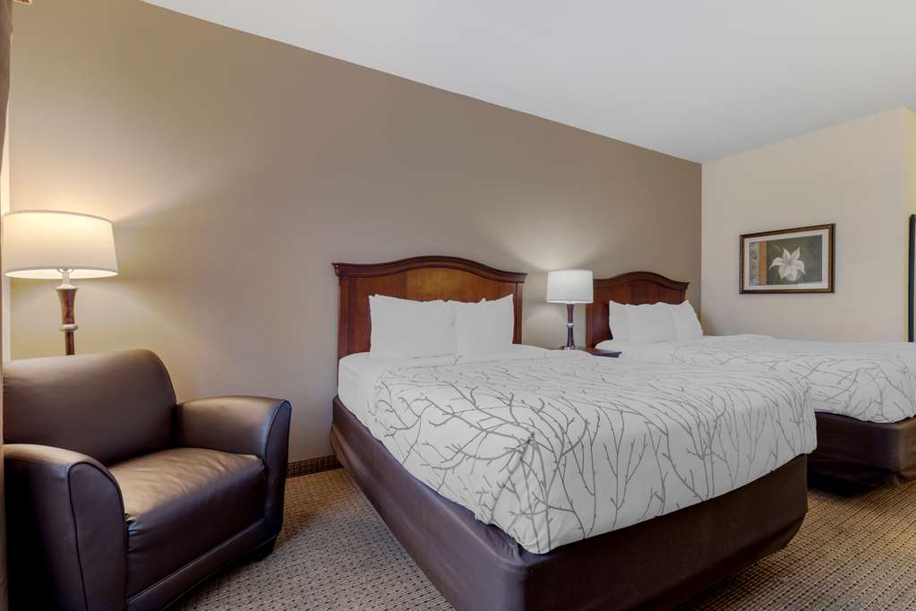 Best Western Plus Sweetwater Inn & Suites - Tap to explore photos