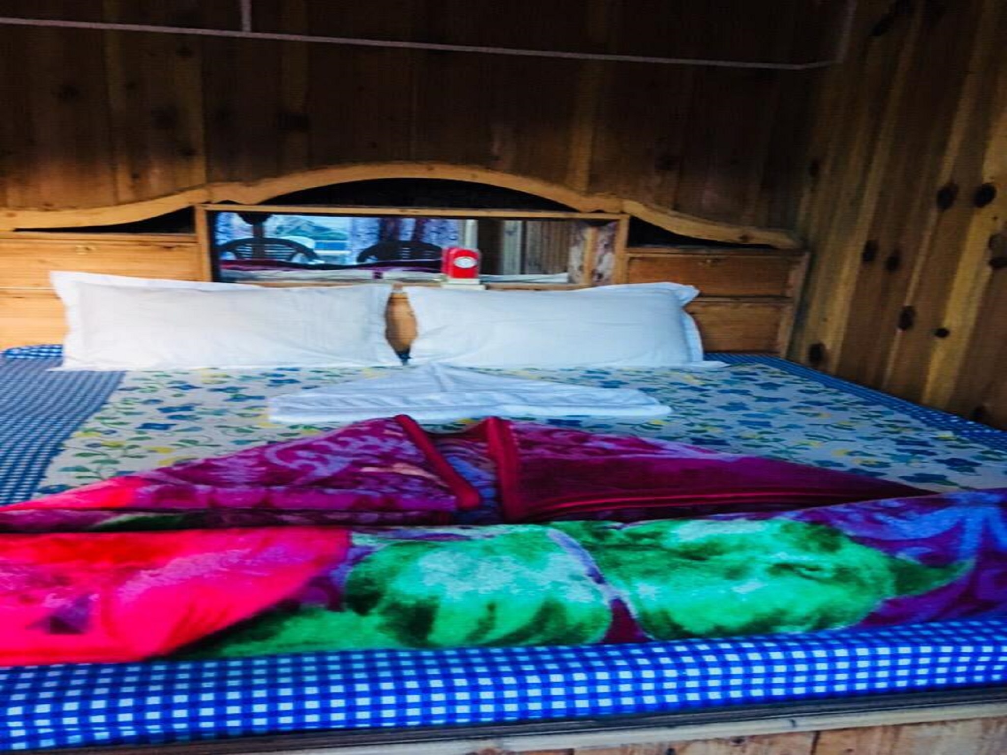 Tirthan Valley Luxmi Homestay - Tap to explore photos